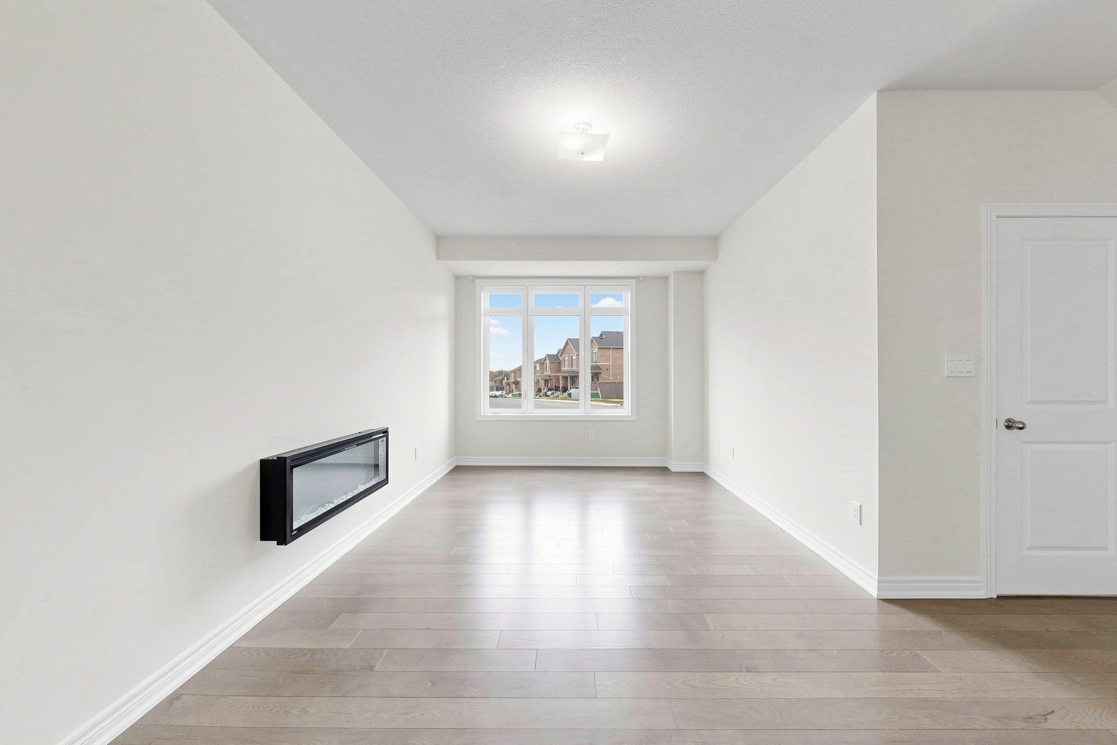Additional listing photo of 4 bedroom att row townhouse in Pickering at 2686 Delphinium Trail.